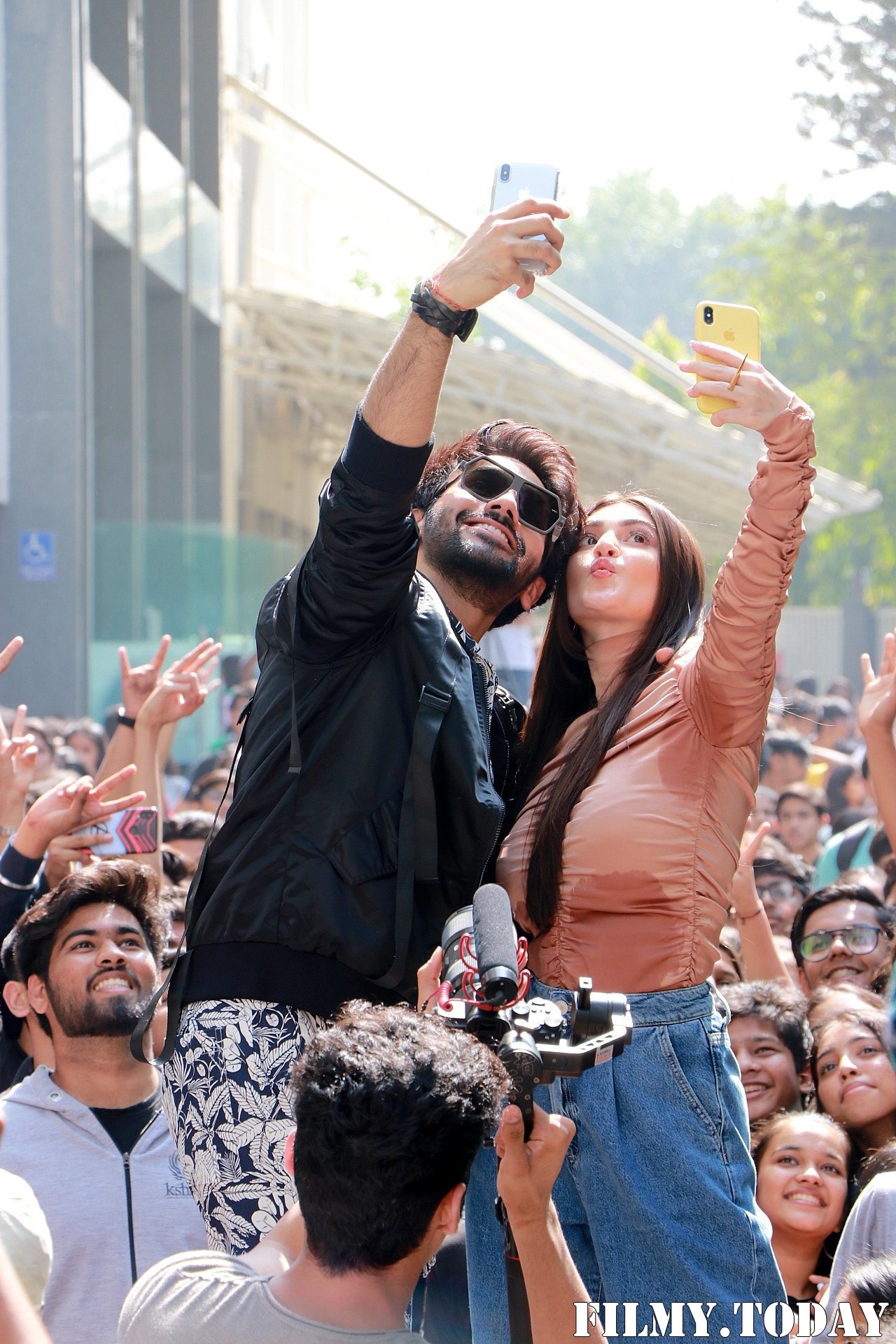 Photos: Promotion Of Film Yeh Saali Aashiqui At Kshitij Fest In Mithibai College | Picture 1702057