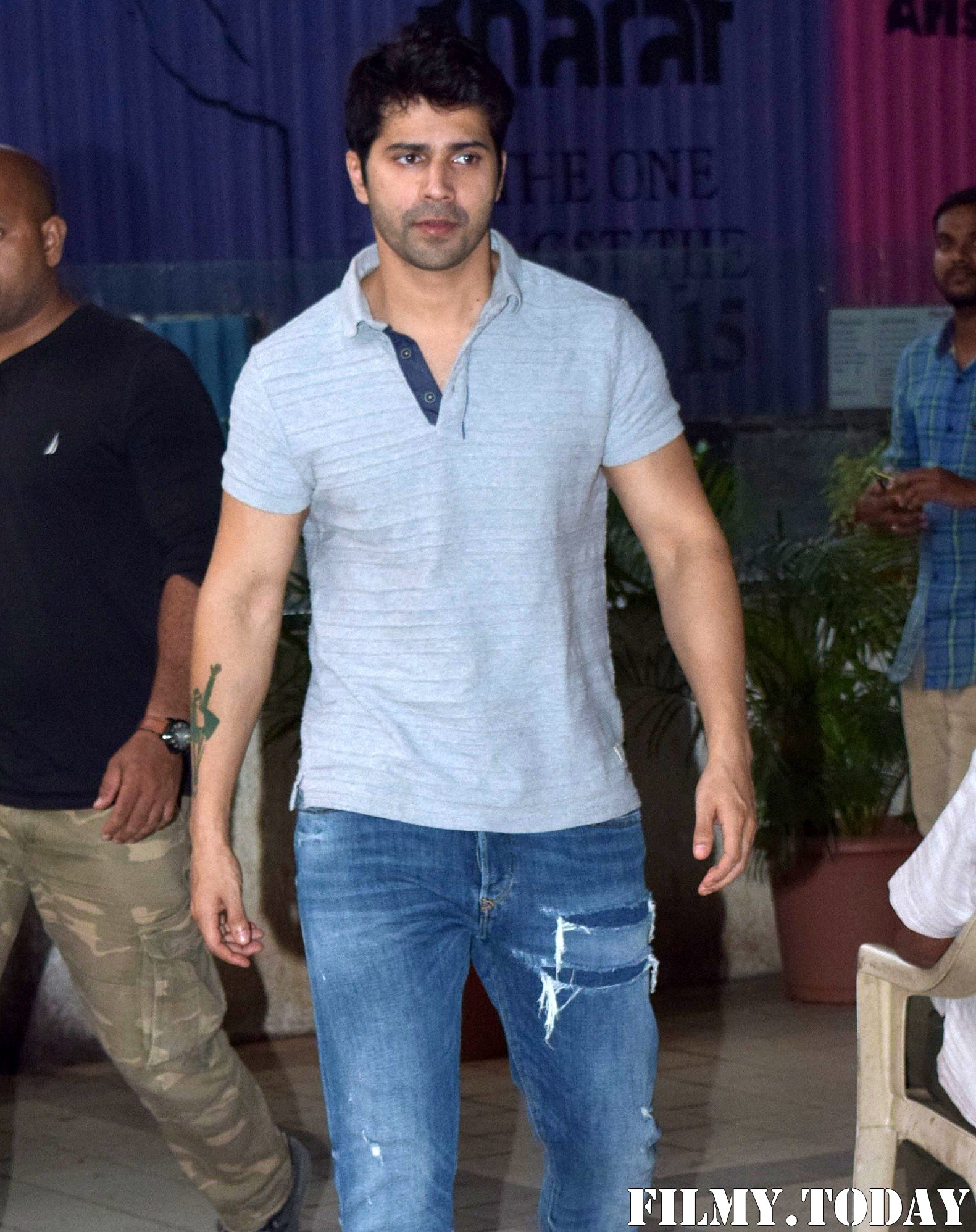 Varun Dhawan - Photos: Celebs Spotted at Juhu | Picture 1703384