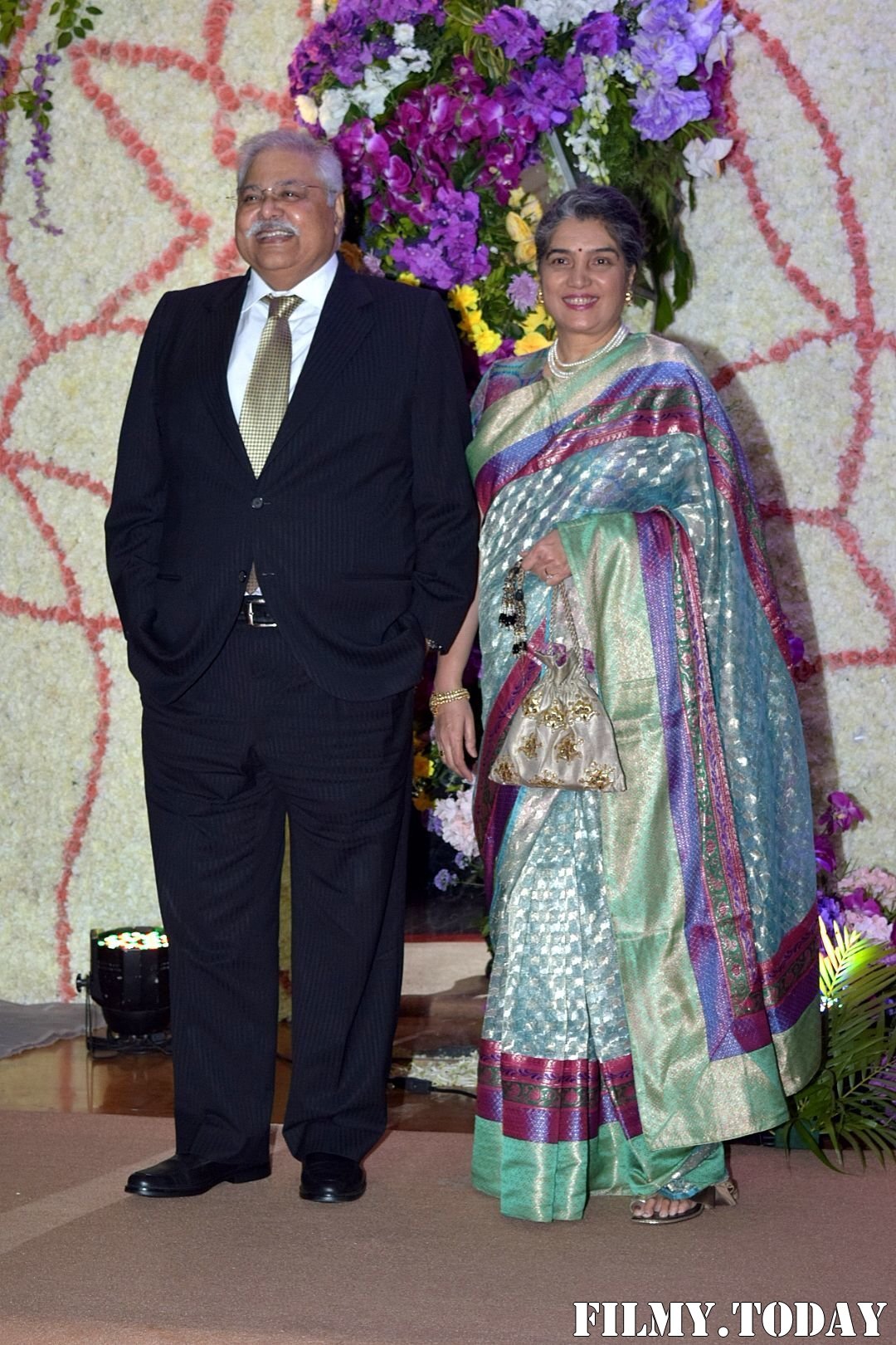 Photos: Wedding Reception Of Sooraj Barjatya's Son Devansh At Jw Marriott Juhu | Picture 1703044