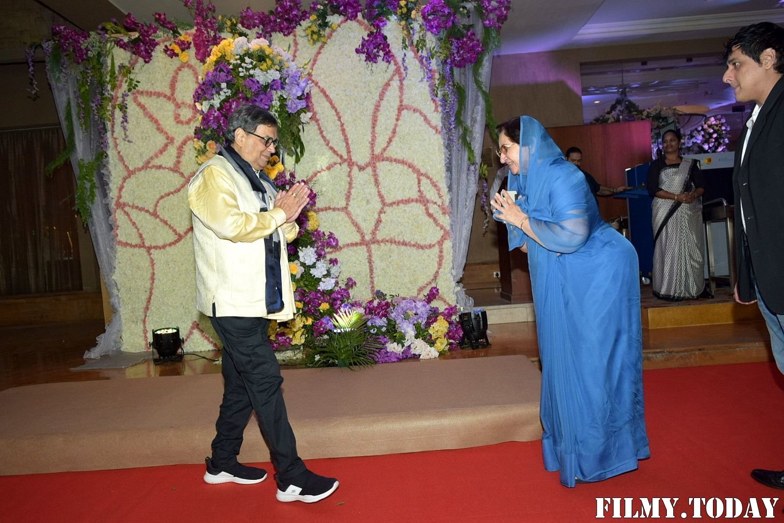 Photos: Wedding Reception Of Sooraj Barjatya's Son Devansh At Jw Marriott Juhu | Picture 1703034