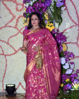 Hema Malini - Photos: Wedding Reception Of Sooraj Barjatya's Son Devansh At Jw Marriott Juhu