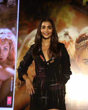 Pooja Hegde - Photos: Housefull 4 Press Conference At Hyderabad | Picture 1690061