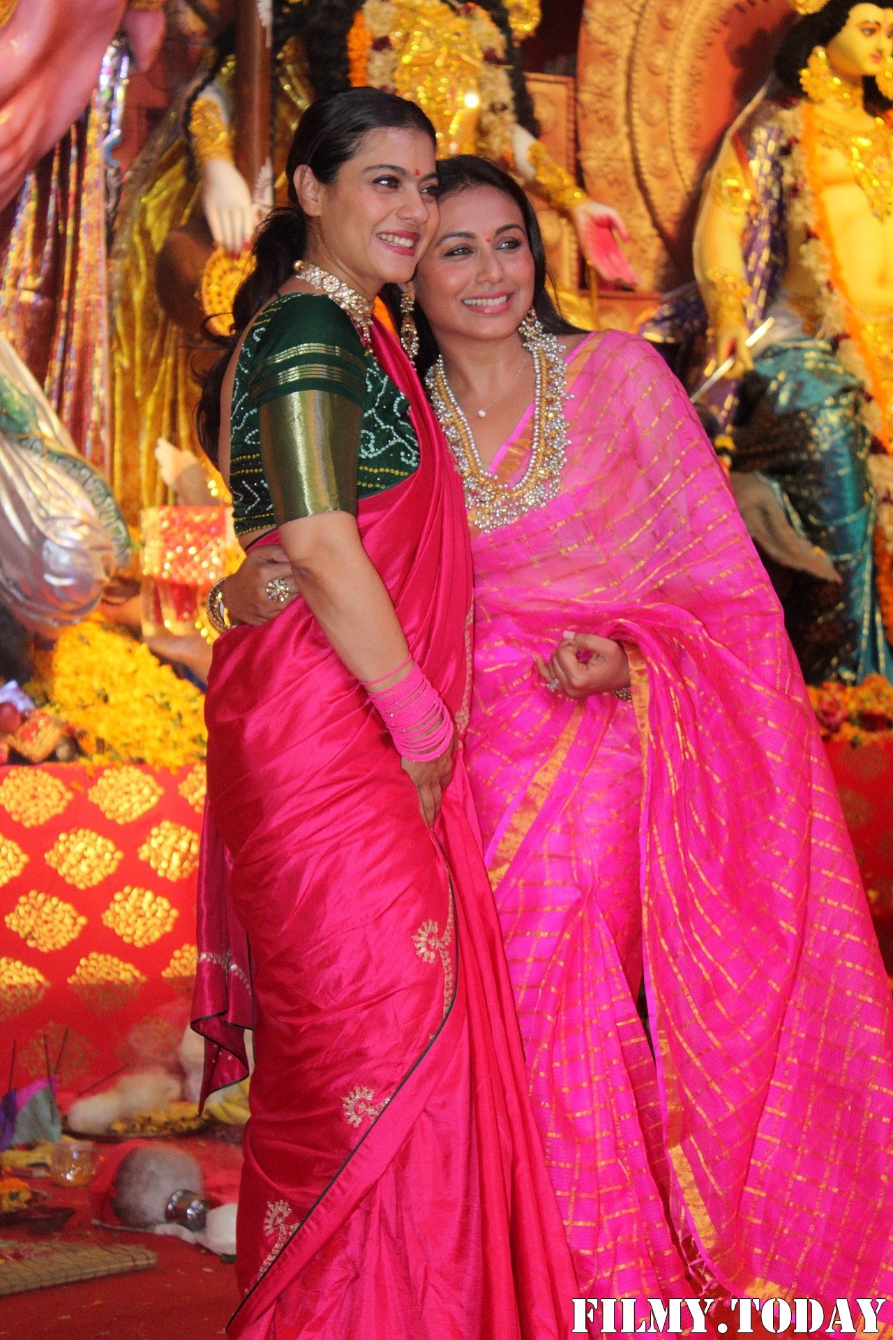Photos: Celebs At Durga Puja In Juhu | Picture 1690410