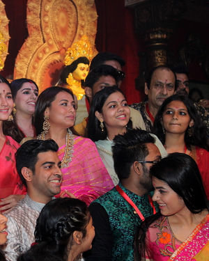 Photos: Celebs At Durga Puja In Juhu | Picture 1690420