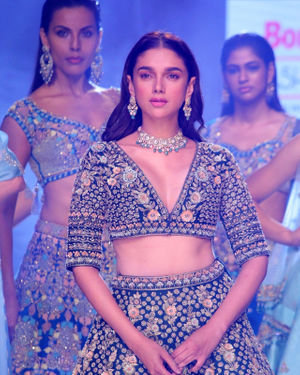 Photos: Aditi Rao Hydari  At Bombay Times Fashion Week 2019 | Picture 1691925