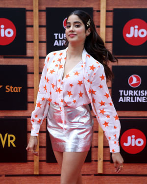 Janhvi Kapoor - Photos: Red Carpet Of The Jio Mami Movie Mela With Star 2019 | Picture 1691991