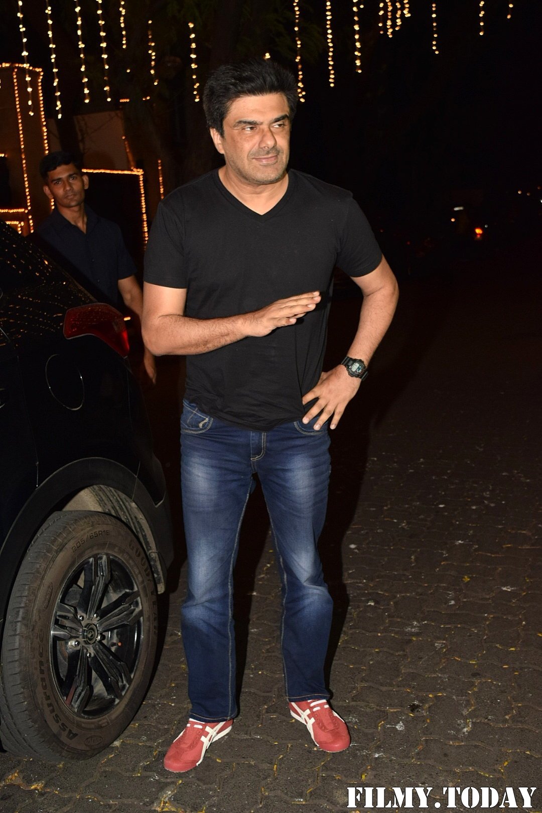 Photos: Celebs At Celebration Of Karvachauth At Anil Kapoor's House | Picture 1692581