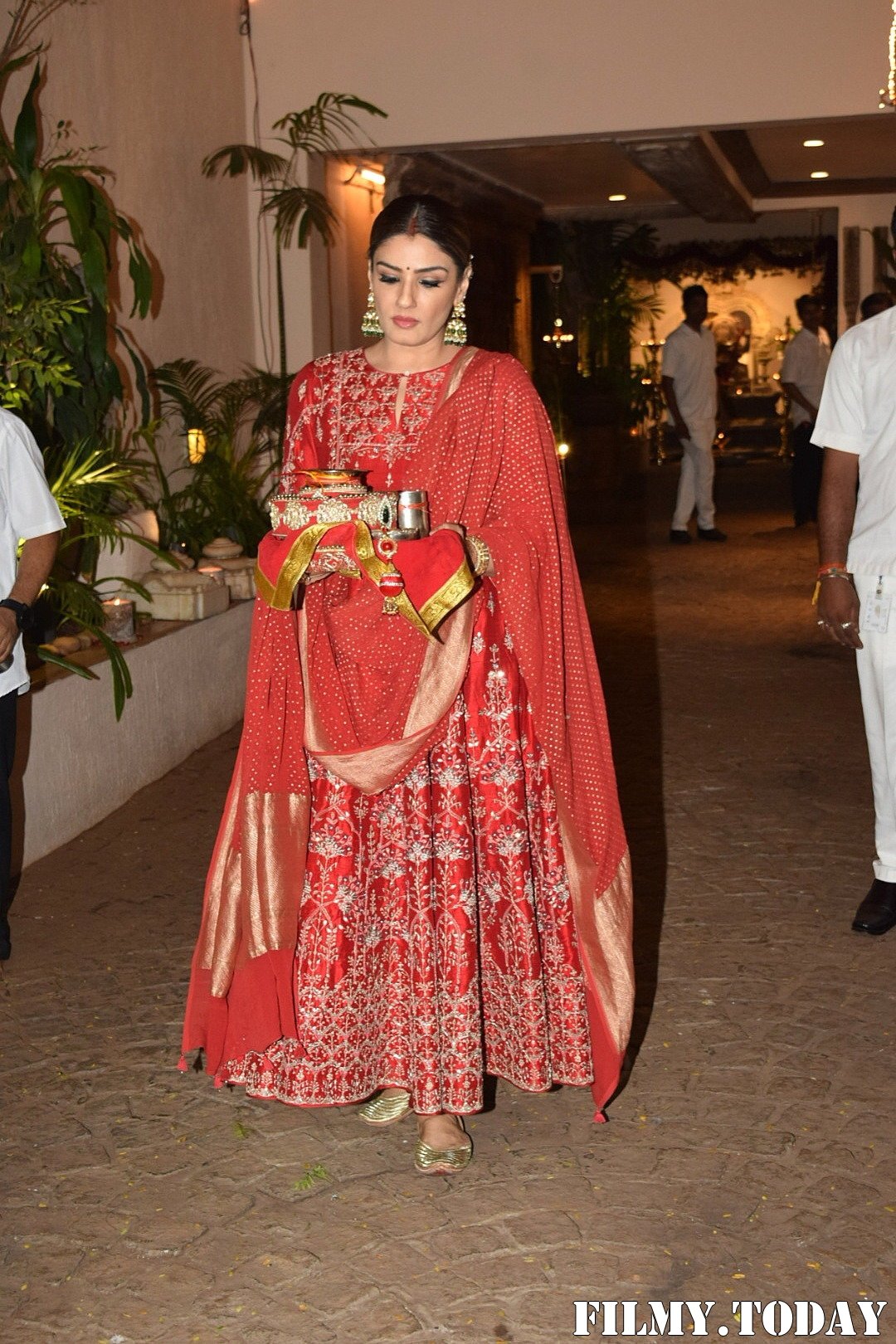 Raveena Tandon - Photos: Celebs At Celebration Of Karvachauth At Anil Kapoor's House | Picture 1692567