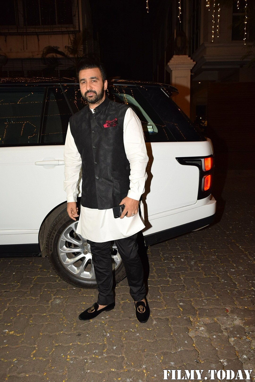Photos: Celebs At Celebration Of Karvachauth At Anil Kapoor's House | Picture 1692573