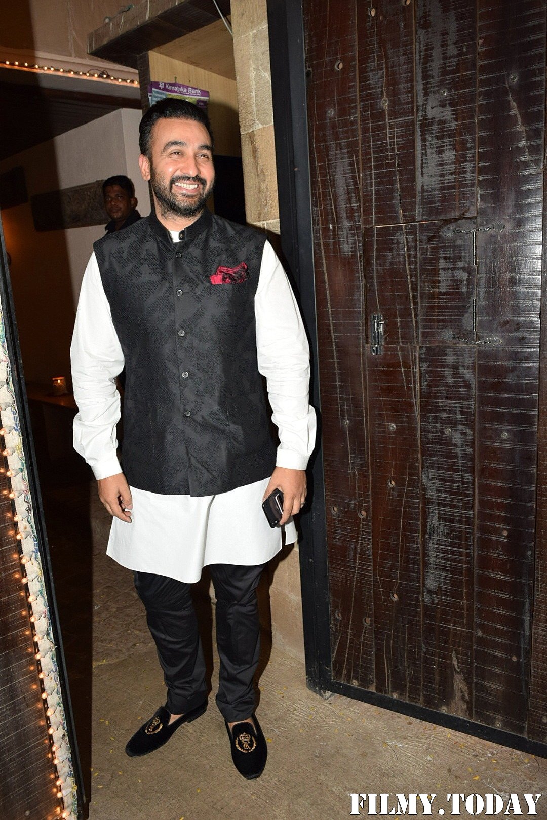 Photos: Celebs At Celebration Of Karvachauth At Anil Kapoor's House | Picture 1692577