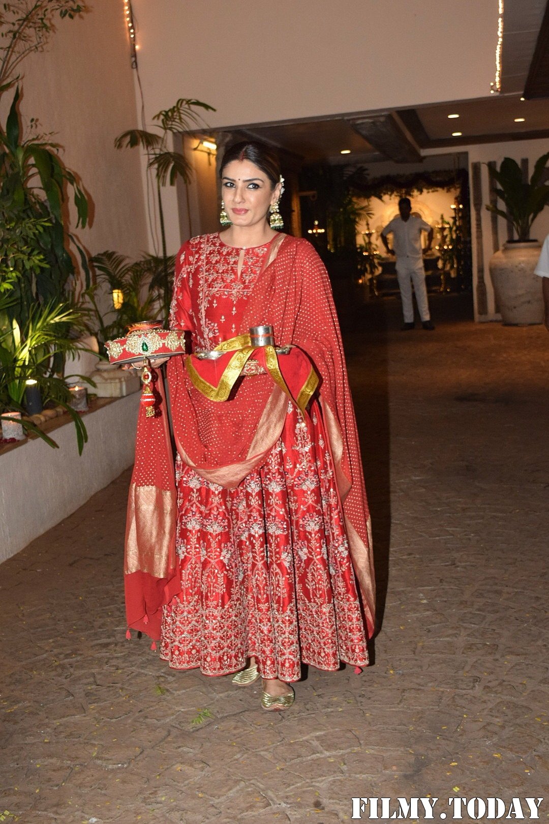 Raveena Tandon - Photos: Celebs At Celebration Of Karvachauth At Anil Kapoor's House | Picture 1692570