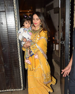 Photos: Celebs At Celebration Of Karvachauth At Anil Kapoor's House | Picture 1692564