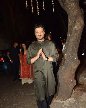 Photos: Celebs At Celebration Of Karvachauth At Anil Kapoor's House | Picture 1692615