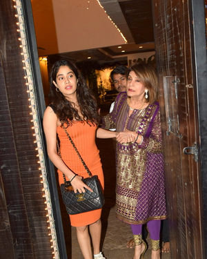 Janhvi Kapoor - Photos: Celebs At Celebration Of Karvachauth At Anil Kapoor's House | Picture 1692628
