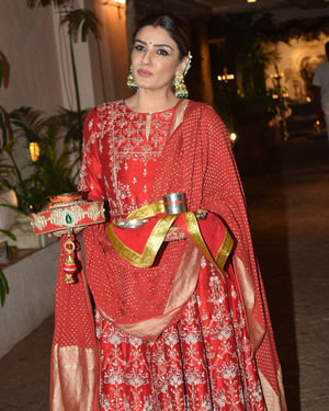 Raveena Tandon - Photos: Celebs At Celebration Of Karvachauth At Anil Kapoor's House | Picture 1692569