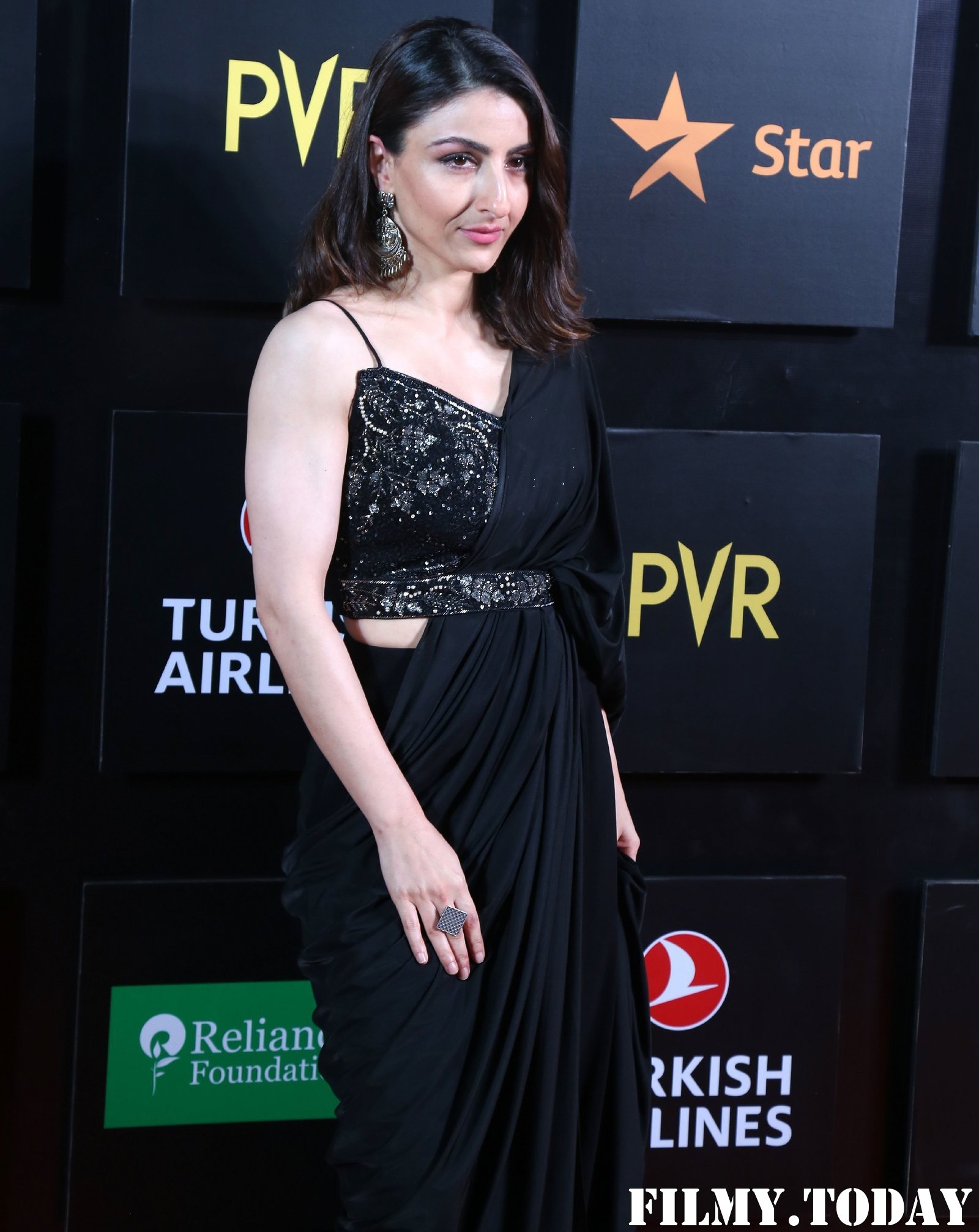 Soha Ali Khan - Photos: Celebs At Opening Ceremony Of Mami Film Festival 2019 | Picture 1692645