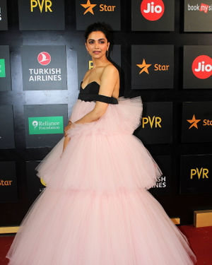 Deepika Padukone - Photos: Celebs At Opening Ceremony Of Mami Film Festival 2019 | Picture 1692593