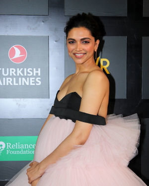 Deepika Padukone - Photos: Celebs At Opening Ceremony Of Mami Film Festival 2019 | Picture 1692597