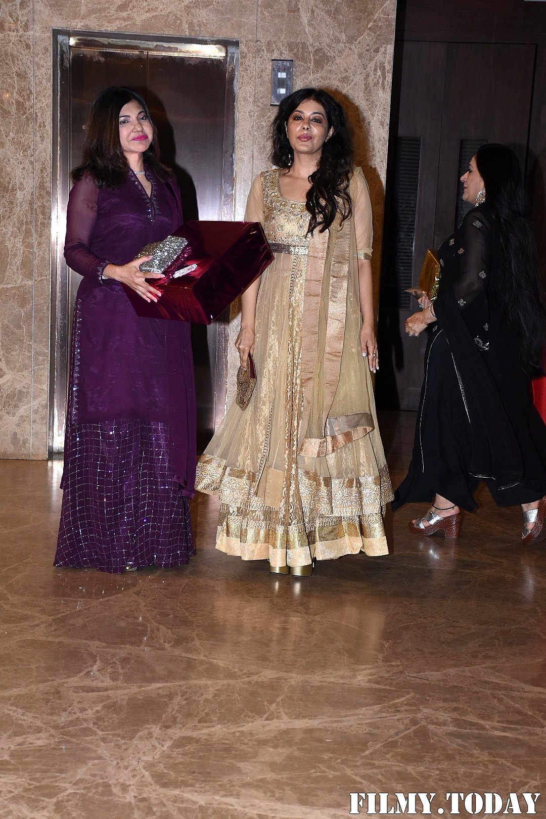 Photos:  Celebs At Ramesh Taurani's Diwali Party At His Bandra Residence | Picture 1692427