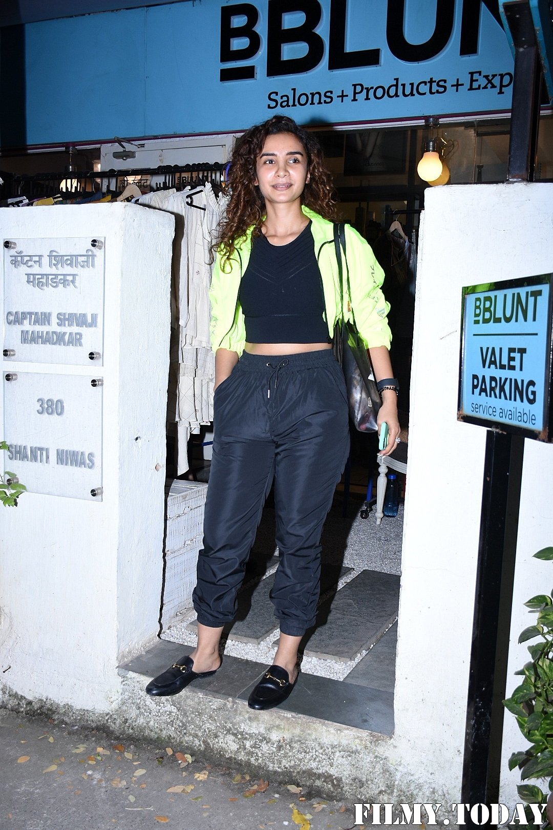 Patralekha - Photos: Celebs Spotted at Juhu | Picture 1692506