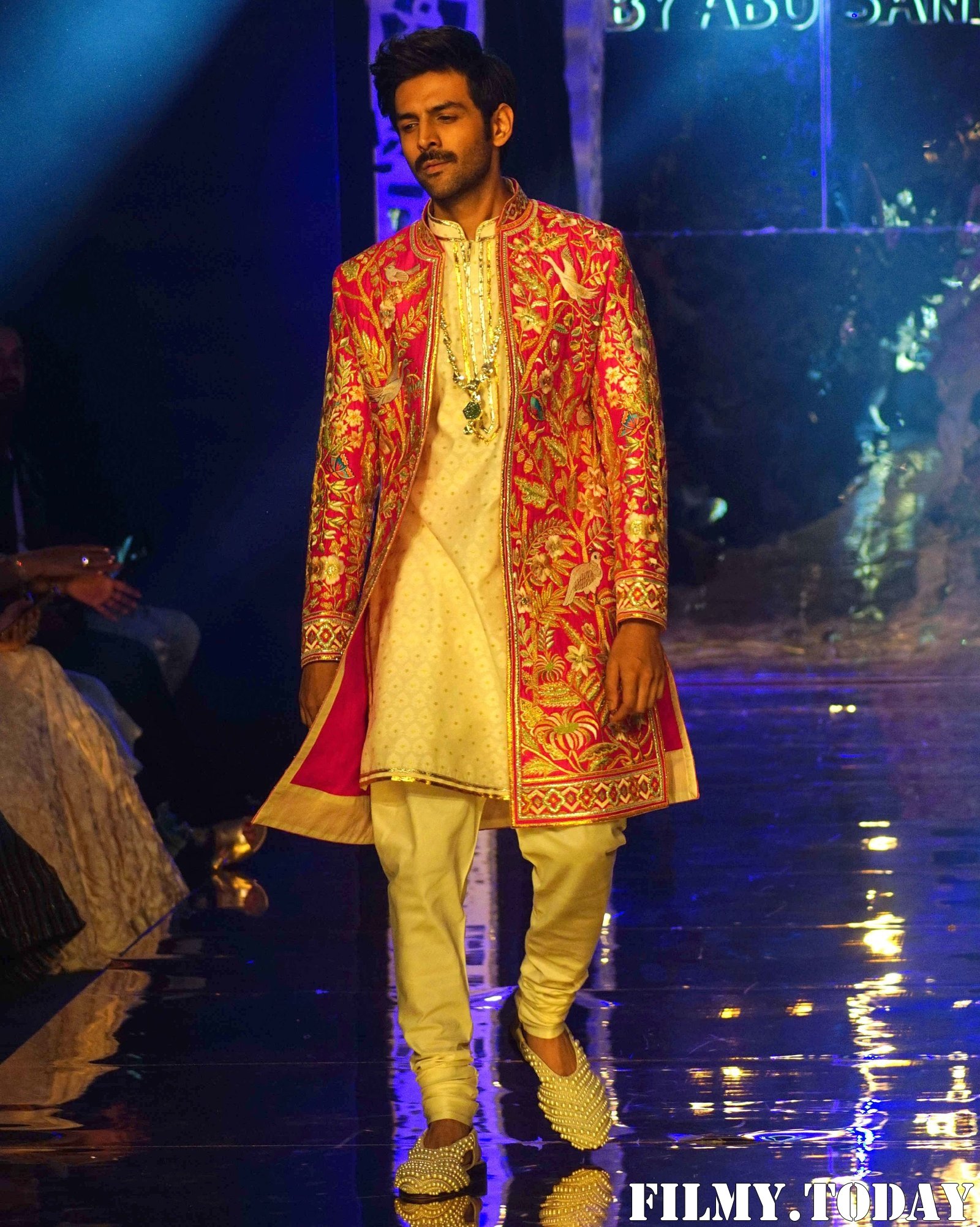 Photos: Celebs Walk The Ramp At Abu Jani & Sandeep Khosla Fashion Show | Picture 1692482