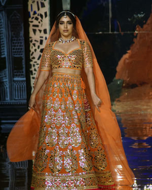 Photos: Celebs Walk The Ramp At Abu Jani & Sandeep Khosla Fashion Show | Picture 1692476