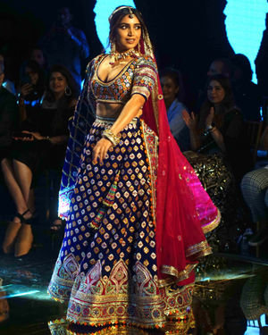 Photos: Celebs Walk The Ramp At Abu Jani & Sandeep Khosla Fashion Show | Picture 1692489