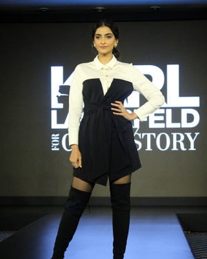 Photos: Sonam Kapoor Ahuja At The Launch Of Cover Story Capsule Collection | Picture 1692037
