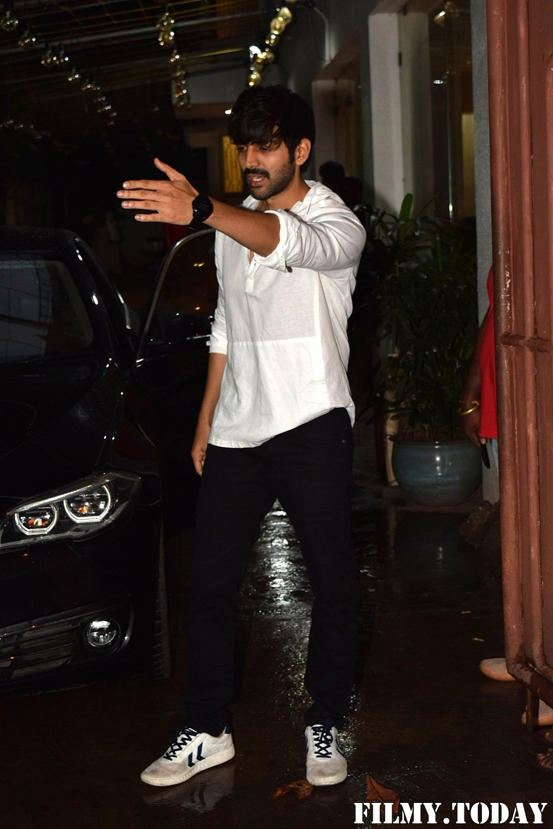 Kartik Aaryan - Photos: Celebs Spotted At Sunny Super Sound | Picture 1693255