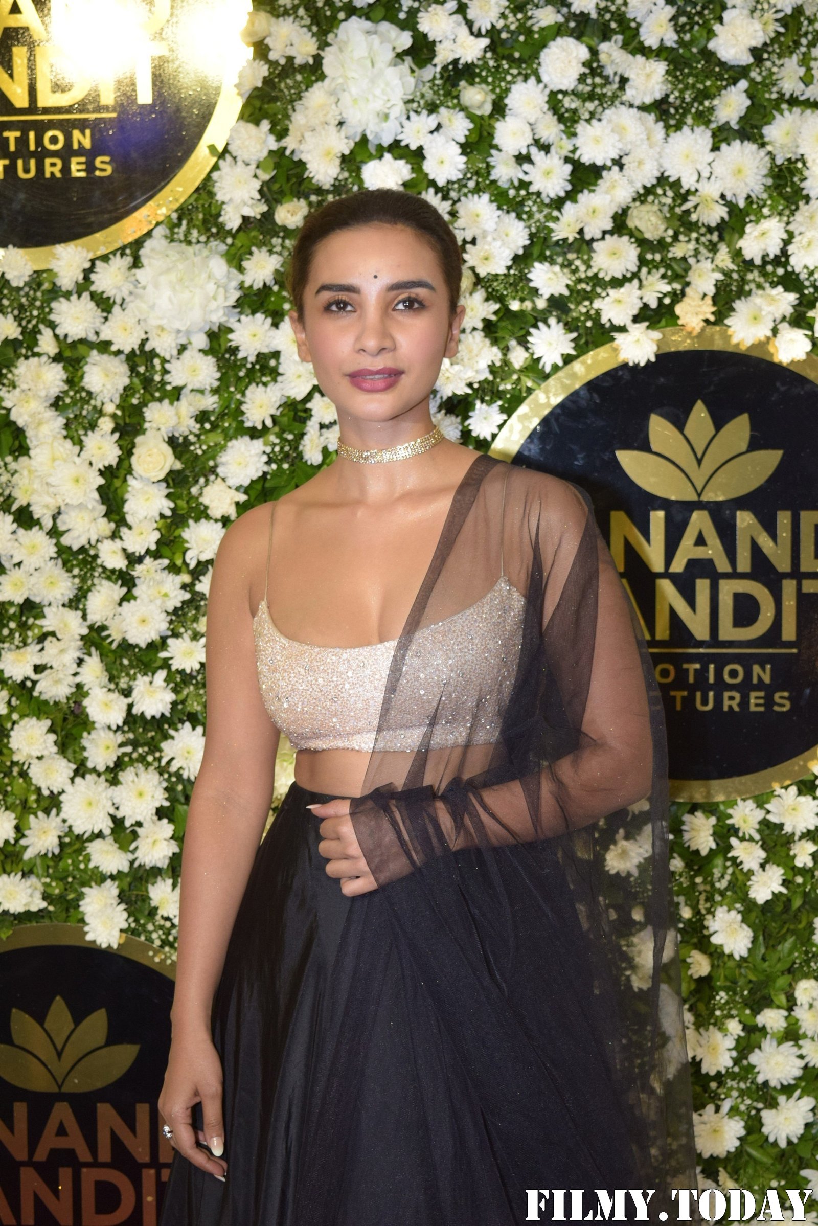 Patralekha - Photos: Celebs At Anand Pandit's Diwali Party | Picture 1693685