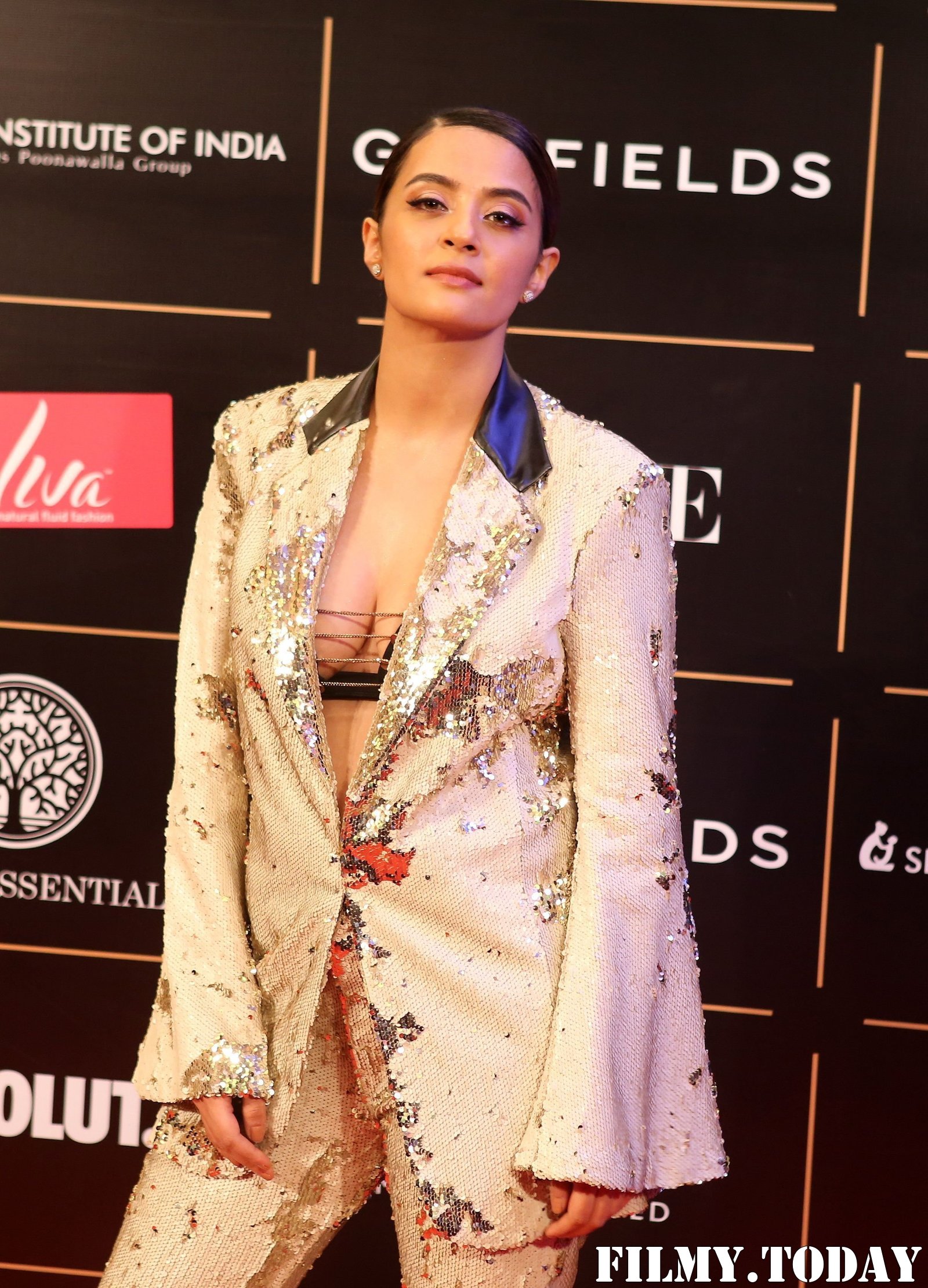Surveen Chawla - Photos: Red Carpet Ceremony Of Vogue Women Of The Year 2019 | Picture 1693551
