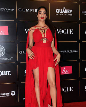 Janhvi Kapoor - Photos: Red Carpet Ceremony Of Vogue Women Of The Year 2019 | Picture 1693504