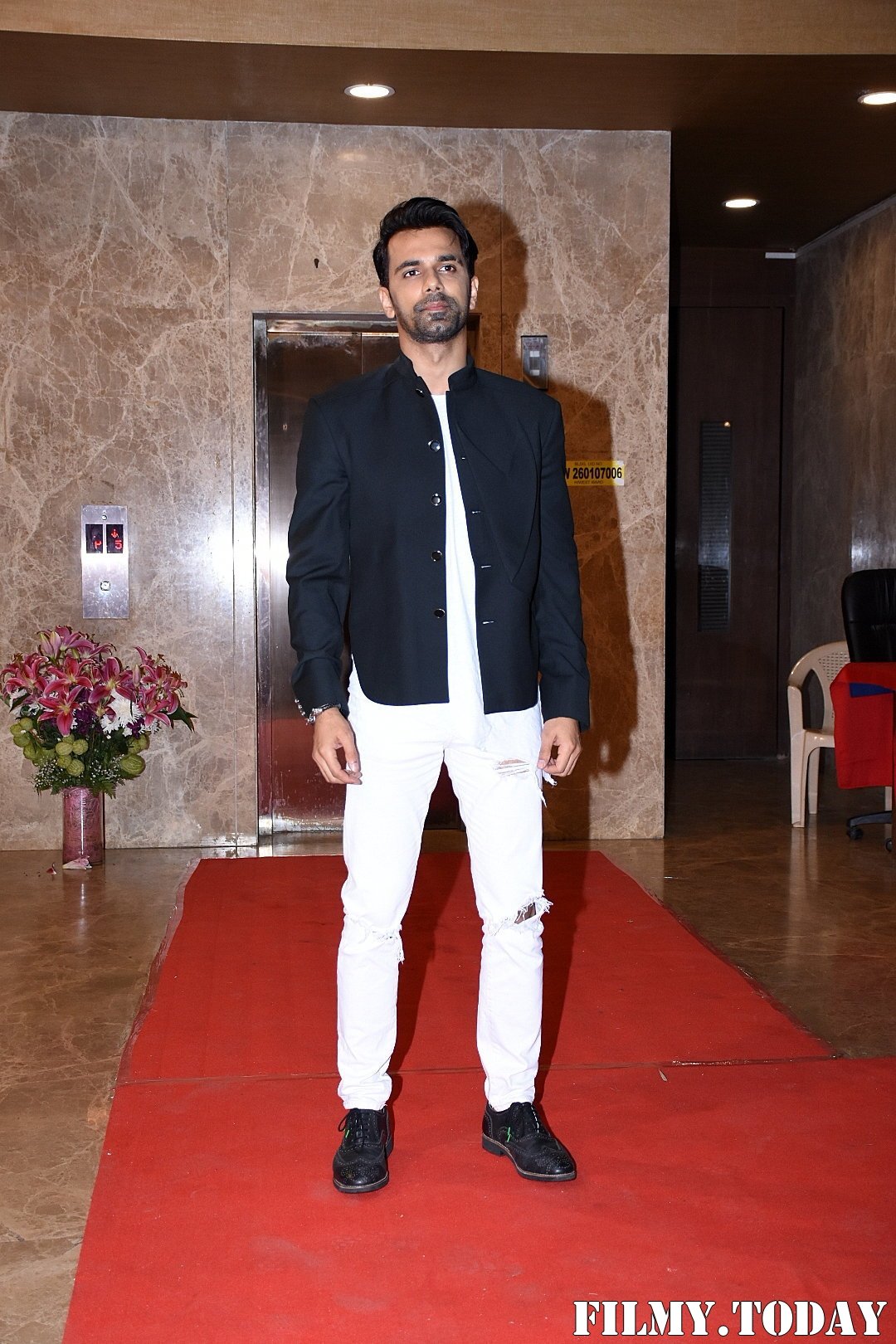 Photos:  Celebs At Ramesh Taurani's Diwali Party At His Bandra Residence | Picture 1694042