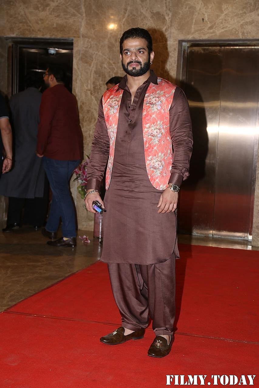 Photos:  Celebs At Ramesh Taurani's Diwali Party At His Bandra Residence | Picture 1694088