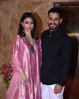 Photos:  Celebs At Ramesh Taurani's Diwali Party At His Bandra Residence | Picture 1694014