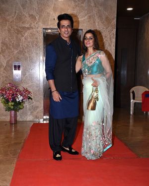 Photos:  Celebs At Ramesh Taurani's Diwali Party At His Bandra Residence | Picture 1694022