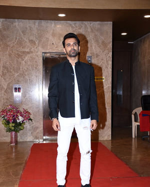 Photos:  Celebs At Ramesh Taurani's Diwali Party At His Bandra Residence | Picture 1694042