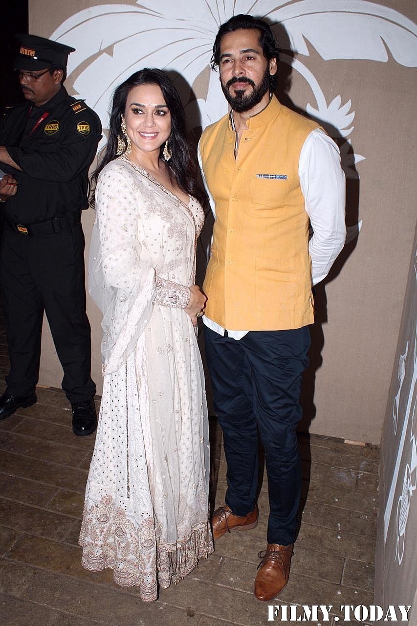 Photos: Celebs At Amitabh Bachchan's Diwali Party In Juhu | Picture 1694781