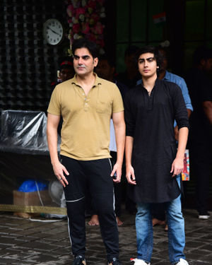 Photos: Bollywood Celebs At Arpita Khan's Home For Ganesh Chaturthi | Picture 1680008