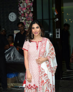 Sophie Choudry - Photos: Bollywood Celebs At Arpita Khan's Home For Ganesh Chaturthi | Picture 1680029
