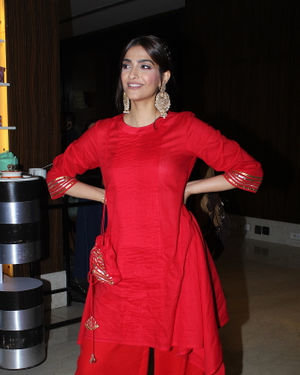 Sonam Kapoor Ahuja - Photos: Promotion Of Film The Zoya Factor | Picture 1682518