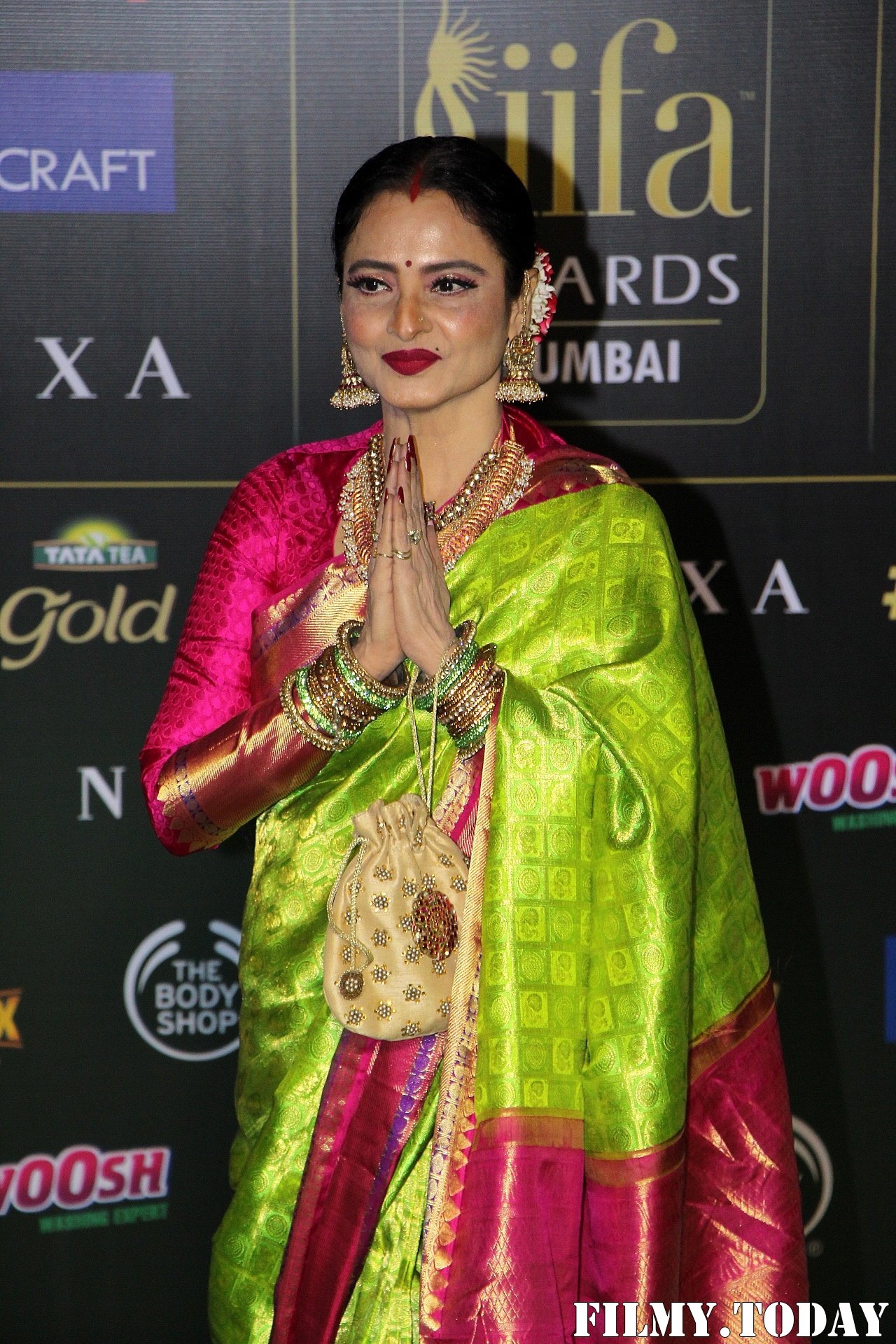 Rekha - Photos: Celebs At The Green Carpet Of The IIFA Rocks 2019 | Picture 1683572
