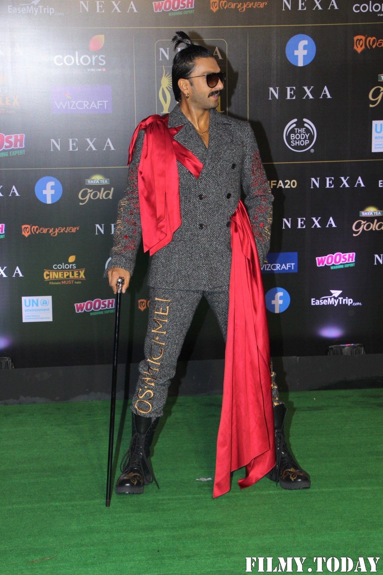 Ranveer Singh - Photos: Celebs At The Green Carpet Of The IIFA Rocks 2019 | Picture 1683588