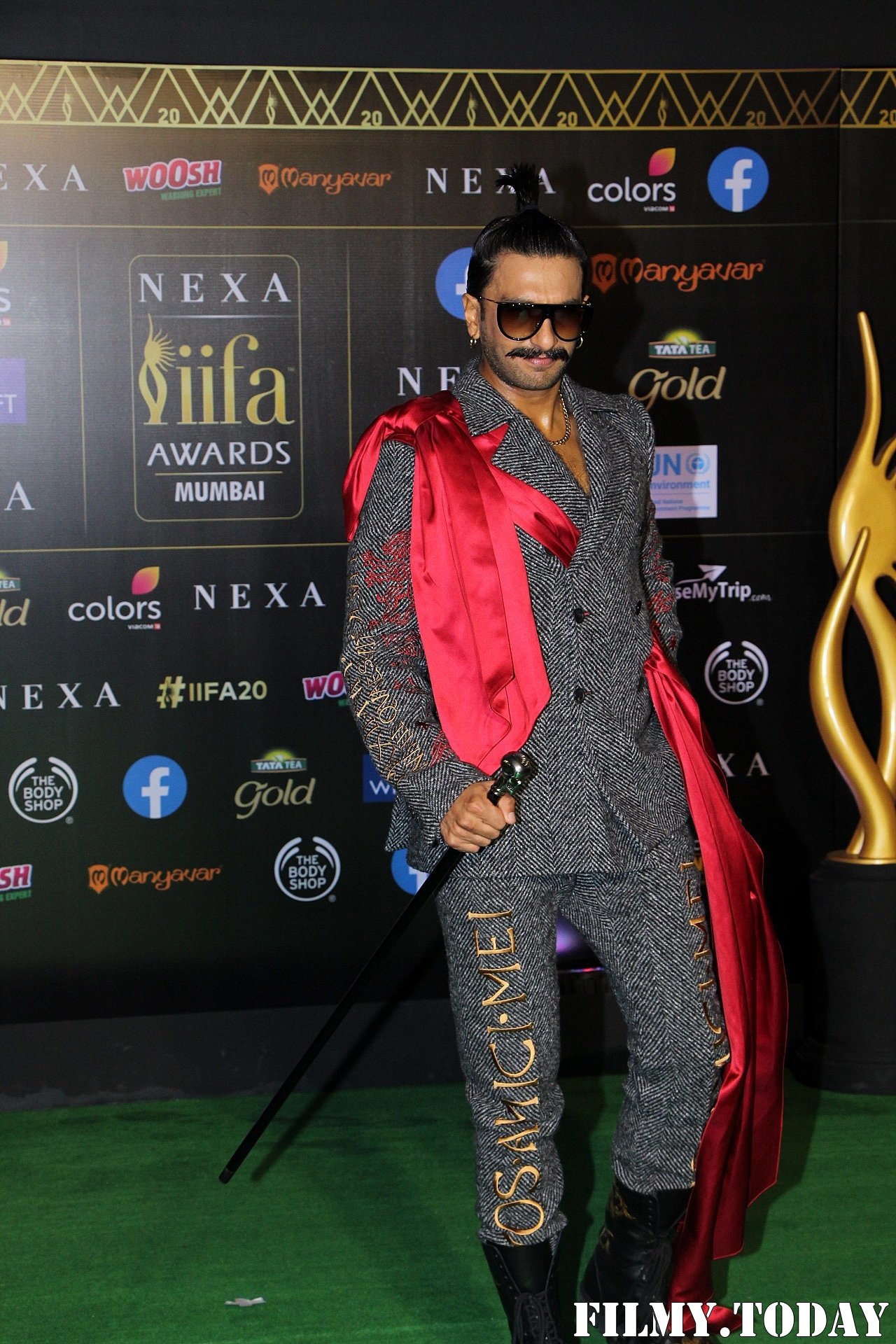 Ranveer Singh - Photos: Celebs At The Green Carpet Of The IIFA Rocks 2019 | Picture 1683576