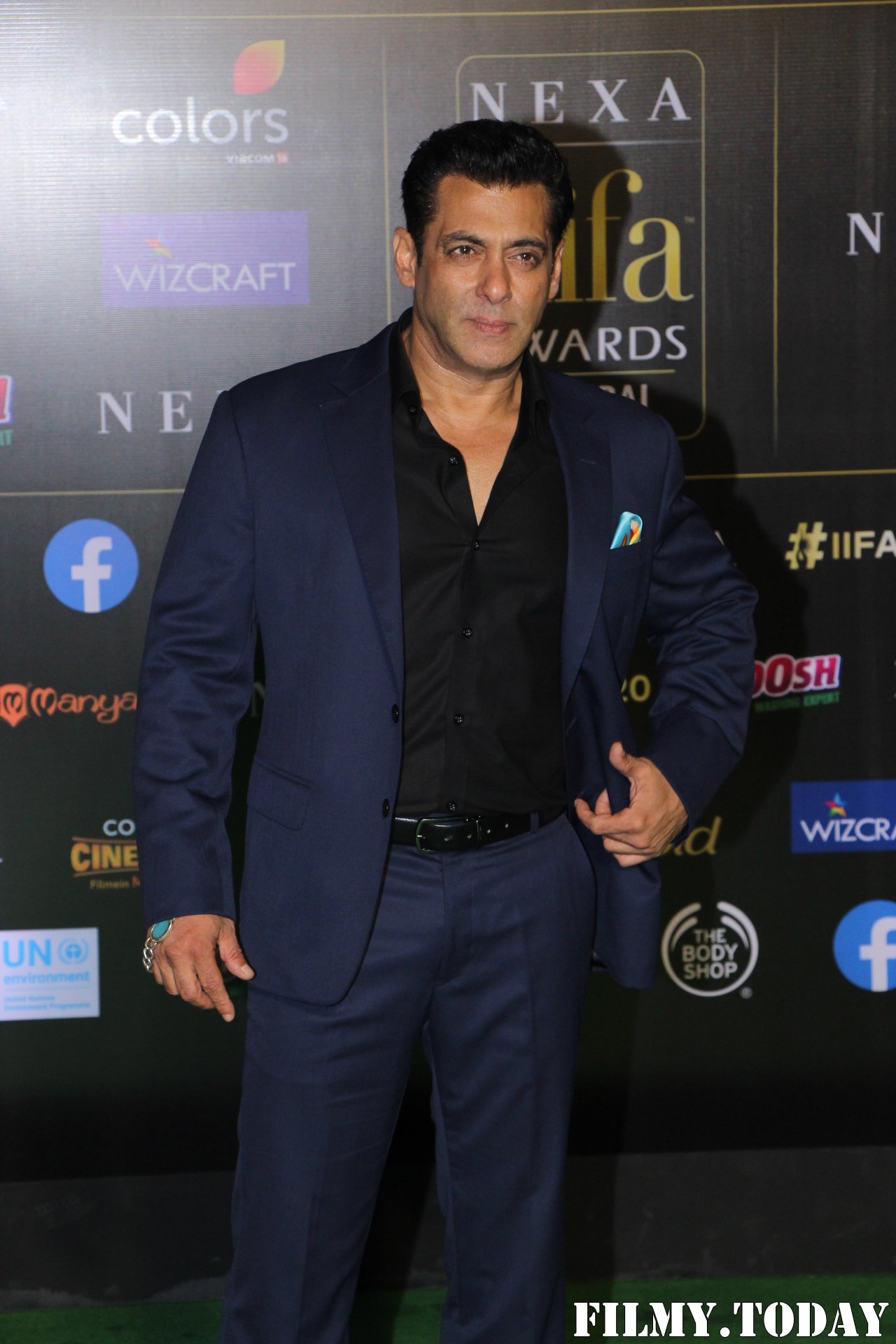 Salman Khan - Photos: Celebs At The Green Carpet Of The IIFA Rocks 2019 | Picture 1683580