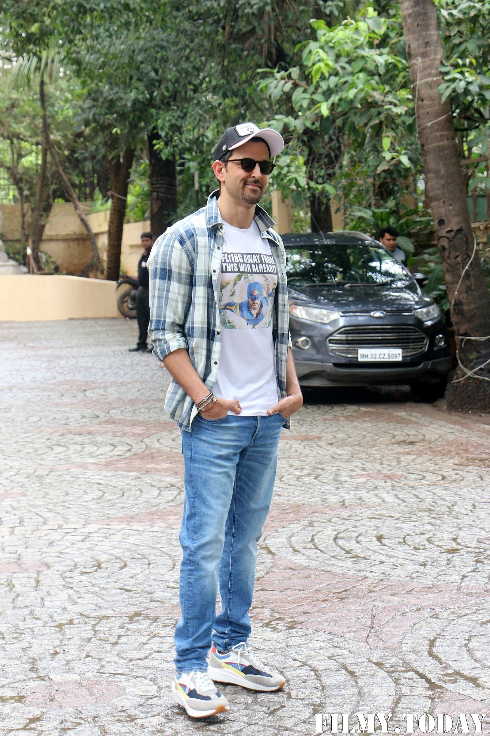 Photos: Hrithik Roshan Spotted During Promotions Of Film War | Picture 1683438