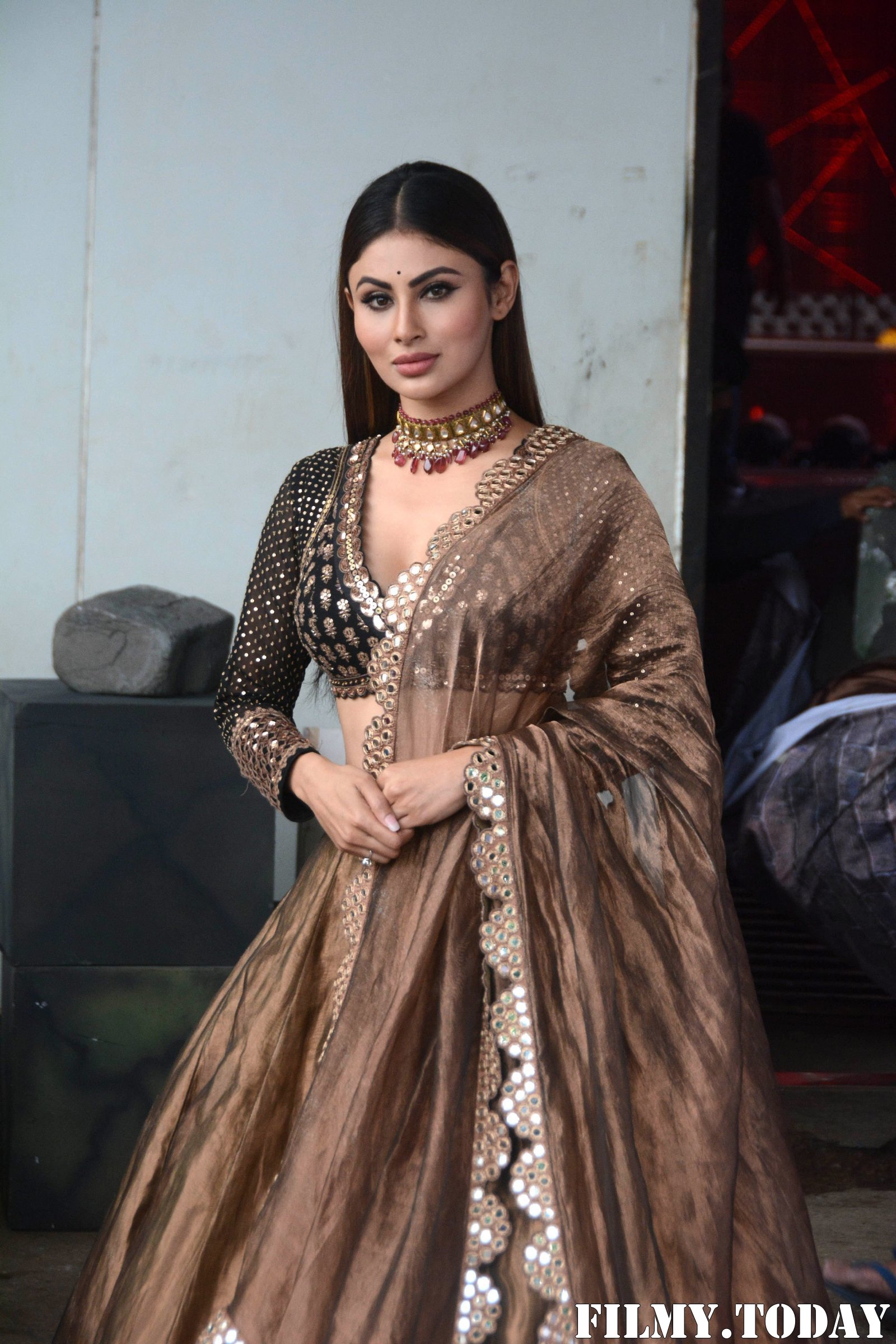 Mouni Roy - Photos: Promotion Of Film Made In China At The Sets Of Zee TV Dance India Dance | Picture 1683520