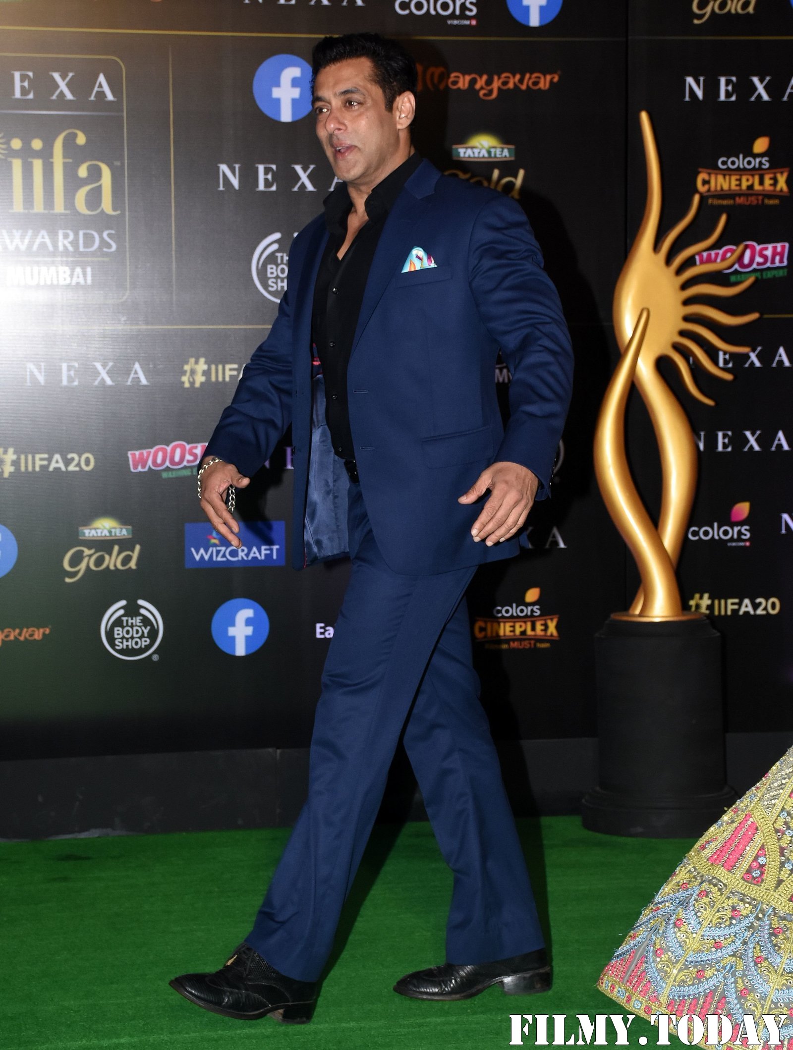Salman Khan - Photos: Green Carpet Of IIFA Awards 2019 | Picture 1683678