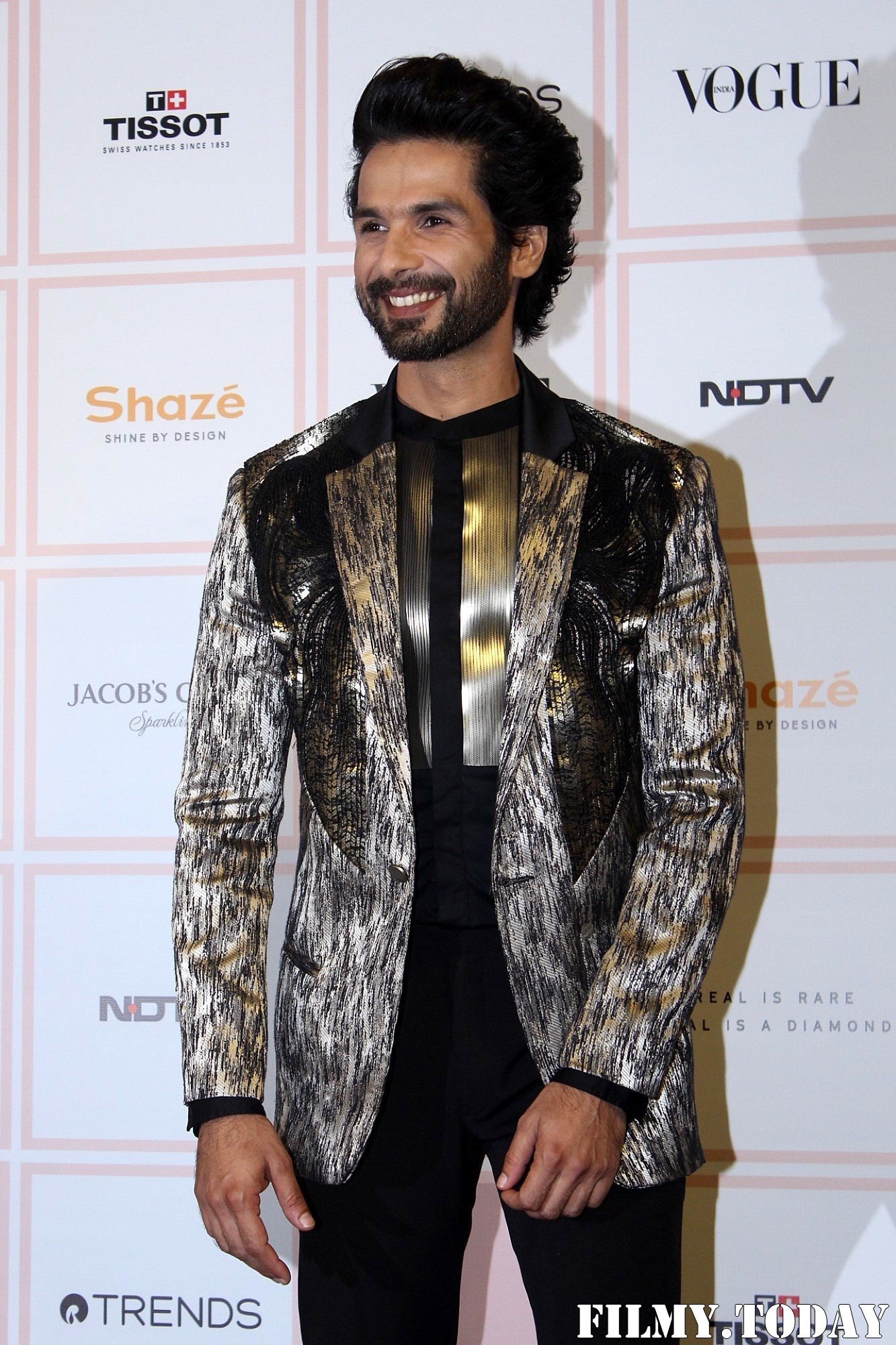 Shahid Kapoor - Photos: Celebs At Vogue Beauty Awards 2019 | Picture 1686986
