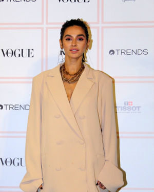 Shibani Dandekar - Photos: Celebs At Vogue Beauty Awards 2019 | Picture 1686913